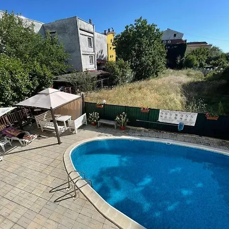 Apartamento Flora Sp Ravda